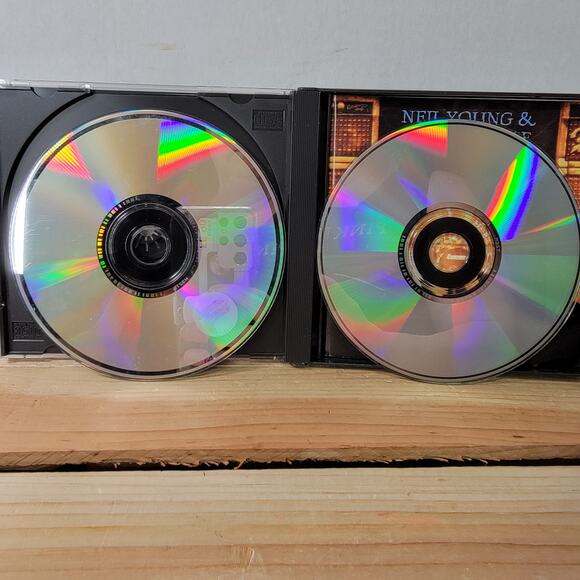 CD Neil Young & Crazy Horse - Weld 2CD Set - Picture 5 of 6